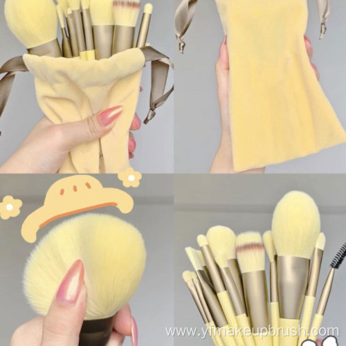 Hot Free Sample Plastic Handle Beauty Foundation Brushes